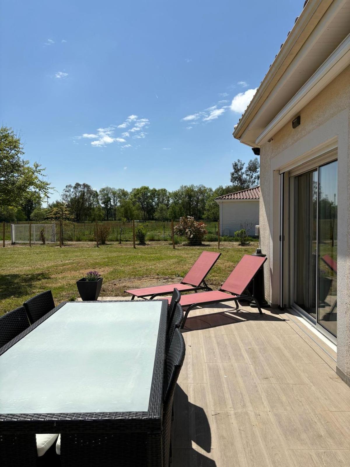 "La Bressolaise" Ideal Familles, Piscine, Calme Bressols Exteriör bild
